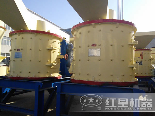 石灰石立式復(fù)合破碎機(jī) 石灰石立式復(fù)合破碎機(jī)