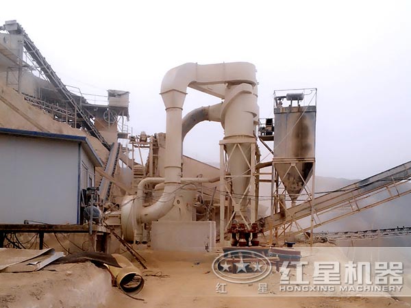 云母石磨粉機(jī)工程案例現(xiàn)場 云母石磨粉機(jī)工程案例現(xiàn)場