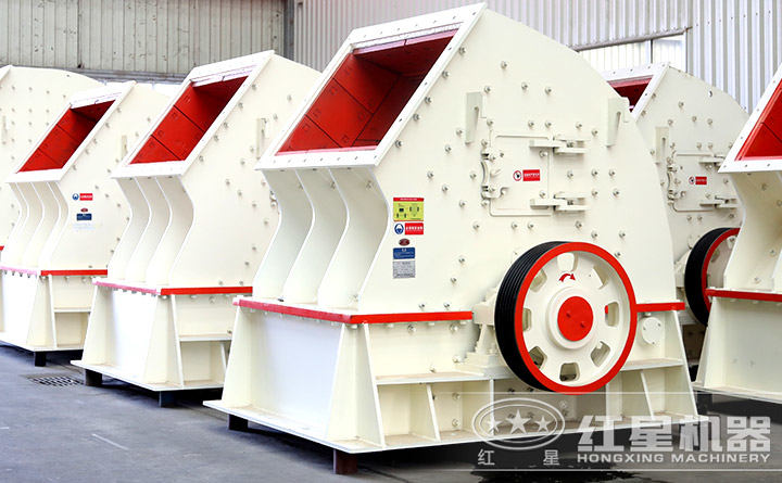 石灰石錘式破碎機(jī)車(chē)間 石灰石錘式破碎機(jī)車(chē)間