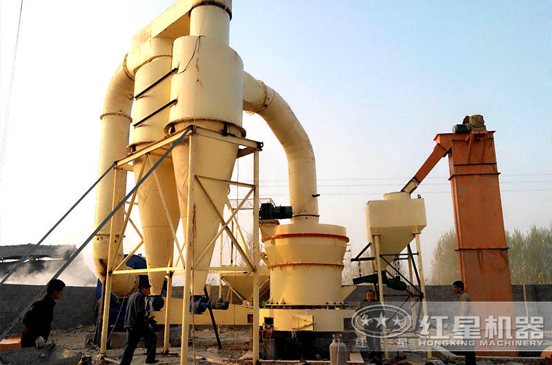 雷蒙磨粉機現(xiàn)場 雷蒙磨粉機現(xiàn)場