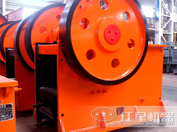 顎式破碎機 顎式破碎機