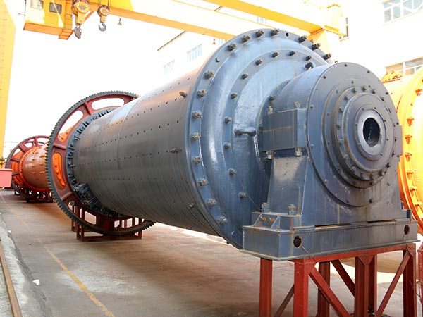 干式球磨機設(shè)備圖片 干式球磨機設(shè)備圖片