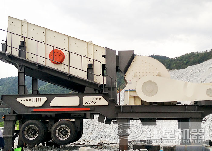 移動重錘式破碎機(jī) 移動重錘式破碎機(jī)