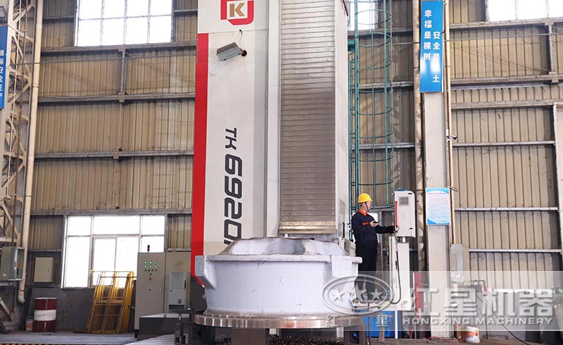 紅星設(shè)備生產(chǎn)車間 紅星設(shè)備生產(chǎn)車間