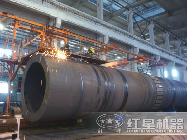 烘干機(jī)生產(chǎn)車間 烘干機(jī)生產(chǎn)車間