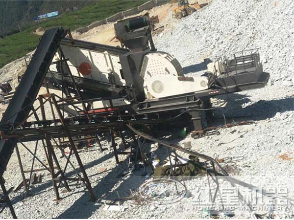 錘式移動(dòng)破碎站客戶現(xiàn)場(chǎng) 錘式移動(dòng)破碎站客戶現(xiàn)場(chǎng)