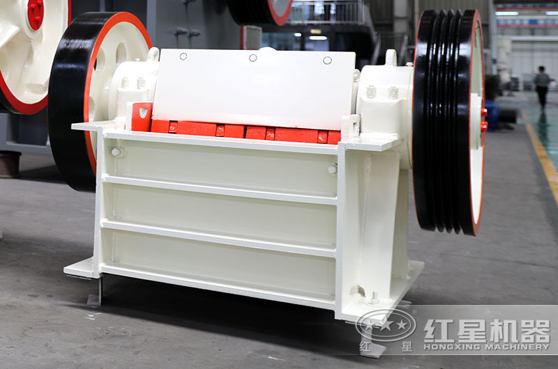 細顎式破碎機 細顎式破碎機