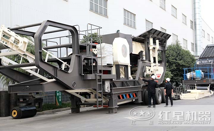 客戶參觀紅星移動破碎站 客戶參觀紅星移動破碎站