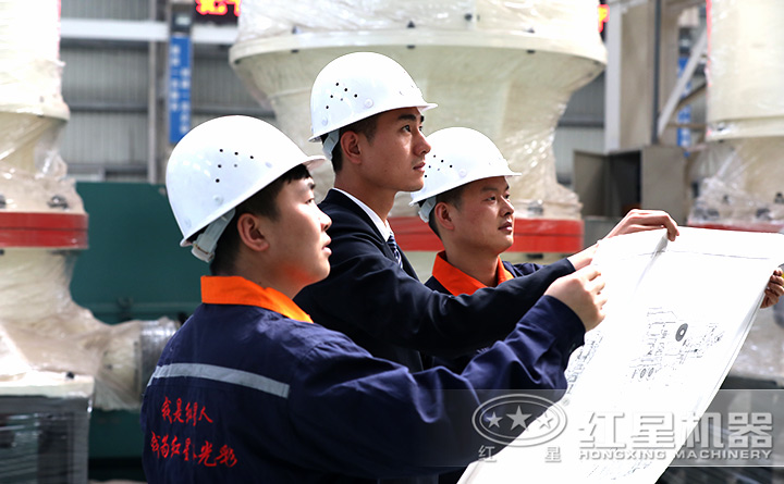 精湛技術(shù)人員現(xiàn)場(chǎng)指導(dǎo)設(shè)備的生產(chǎn)、制造