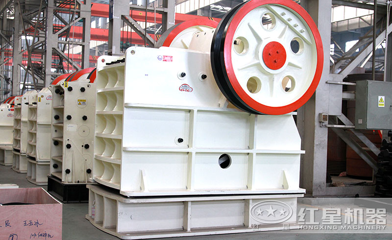 德版顎式破碎機(jī) 德版顎式破碎機(jī)