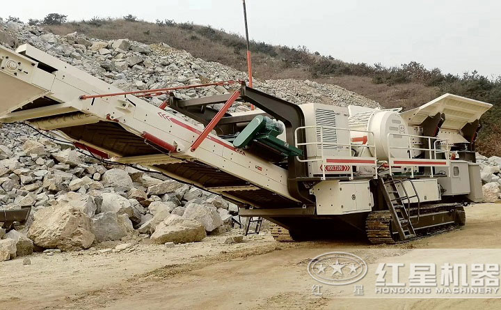 移動破碎設(shè)備現(xiàn)場 移動破碎設(shè)備現(xiàn)場