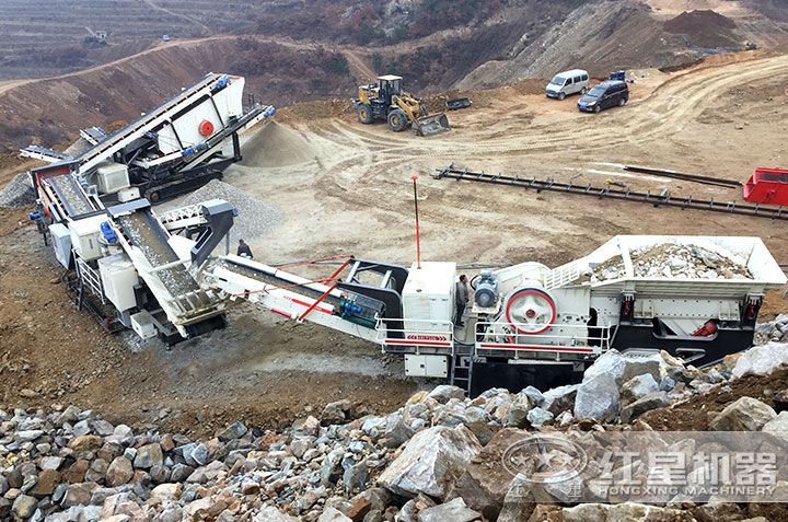 時產(chǎn)500的移動石子破碎機(jī)生產(chǎn)現(xiàn)場 時產(chǎn)500的移動石子破碎機(jī)生產(chǎn)現(xiàn)場