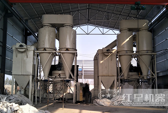 磨粉現(xiàn)場 磨粉現(xiàn)場