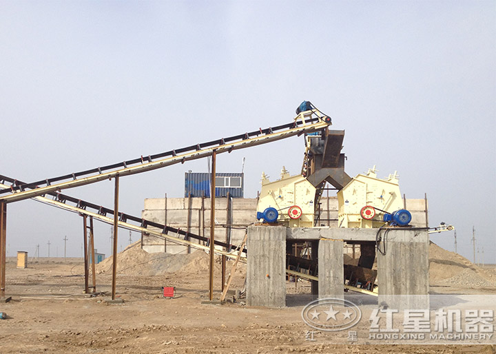 反擊式制砂機作業(yè)現(xiàn)場 反擊式制砂機作業(yè)現(xiàn)場