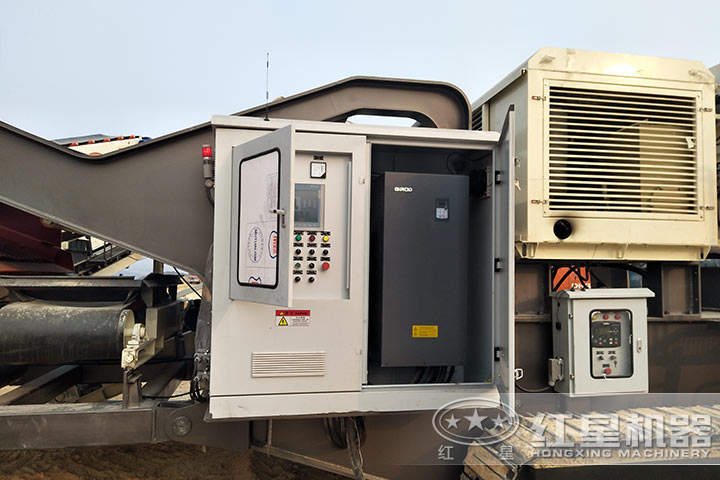 小型移動碎石機(jī)械電控系統(tǒng) 小型移動碎石機(jī)械電控系統(tǒng)