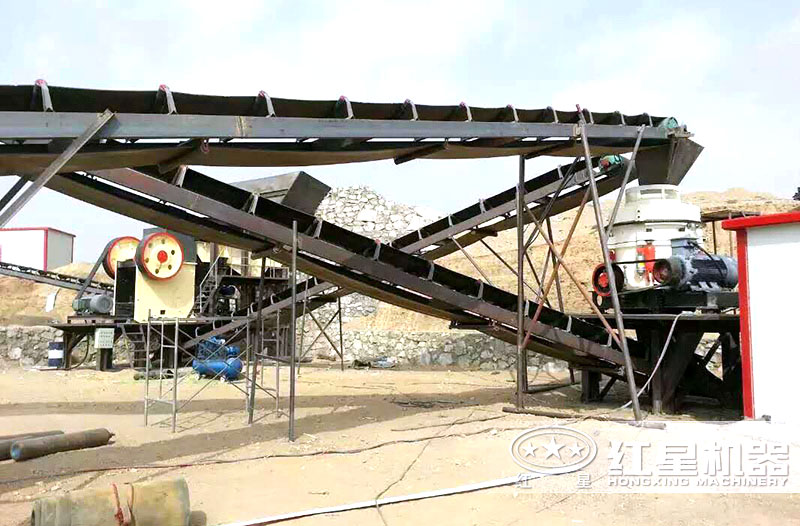 砂石現(xiàn)場 砂石現(xiàn)場