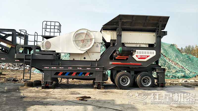 廊坊移動制砂廠安裝中，很快就可以開業(yè)了