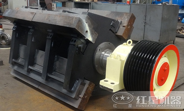 反擊式破碎機(jī)轉(zhuǎn)子 反擊式破碎機(jī)轉(zhuǎn)子