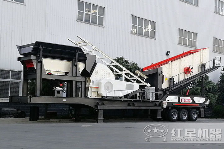 移動式重錘式破碎機(jī) 移動式重錘式破碎機(jī)