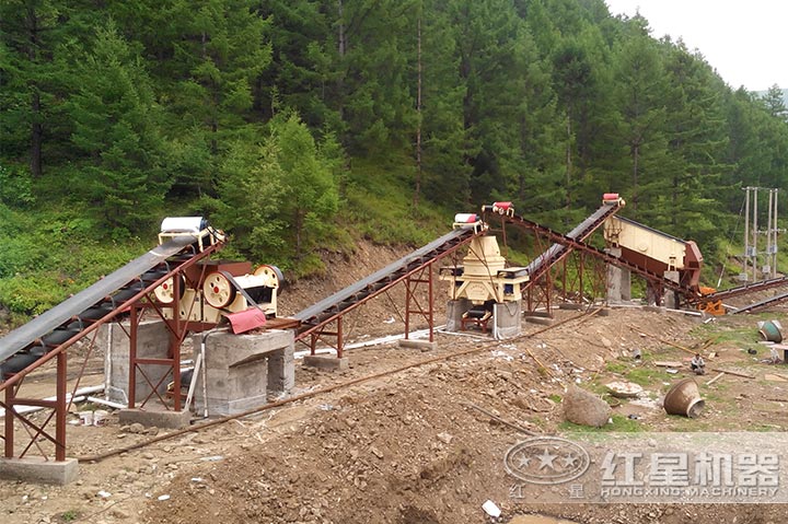 小型鄂式石子粉碎機(jī)客戶(hù)現(xiàn)場(chǎng) 小型鄂式石子粉碎機(jī)客戶(hù)現(xiàn)場(chǎng)