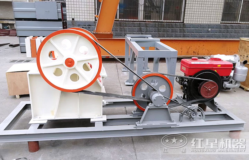 小型顎式破碎機(jī) 小型顎式破碎機(jī)