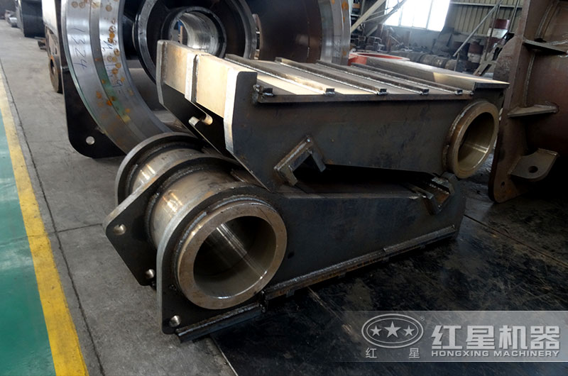 紅星顎式破碎機動顎實拍 紅星顎式破碎機動顎實拍