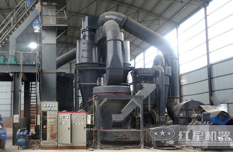 金屬硅磨粉設(shè)備現(xiàn)場(chǎng) 金屬硅磨粉設(shè)備現(xiàn)場(chǎng)