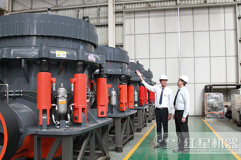 圓錐破車間實(shí)拍 圓錐破車間實(shí)拍