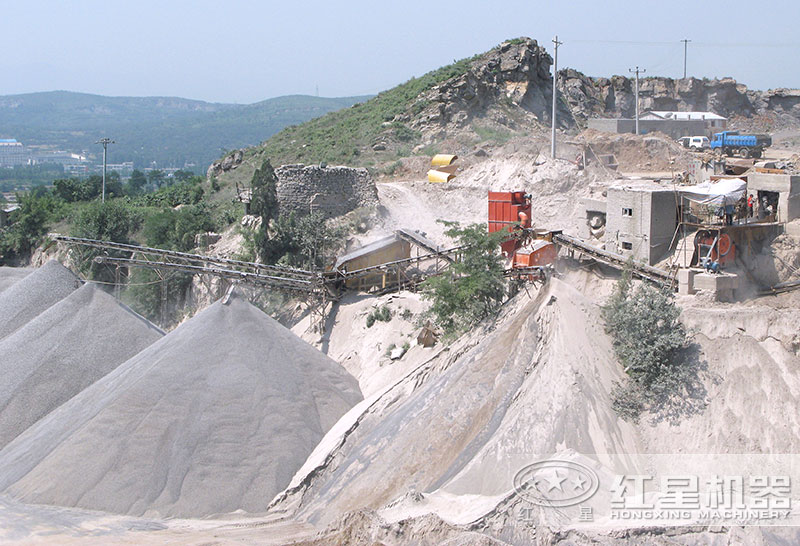機(jī)制砂生產(chǎn)現(xiàn)場 機(jī)制砂生產(chǎn)現(xiàn)場