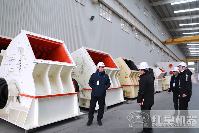 客戶到廠考察重錘破 客戶到廠考察重錘破