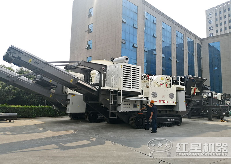 履帶式大型移動(dòng)制沙設(shè)備 履帶式大型移動(dòng)制沙設(shè)備